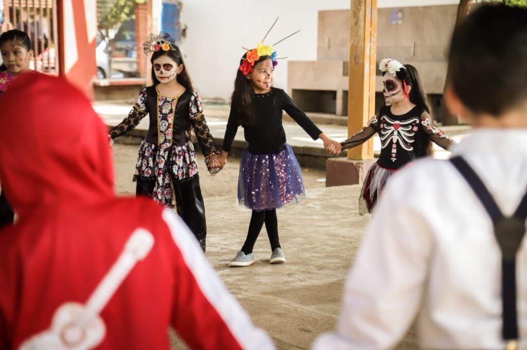 Tradiciones Escuelas Día de Muertos