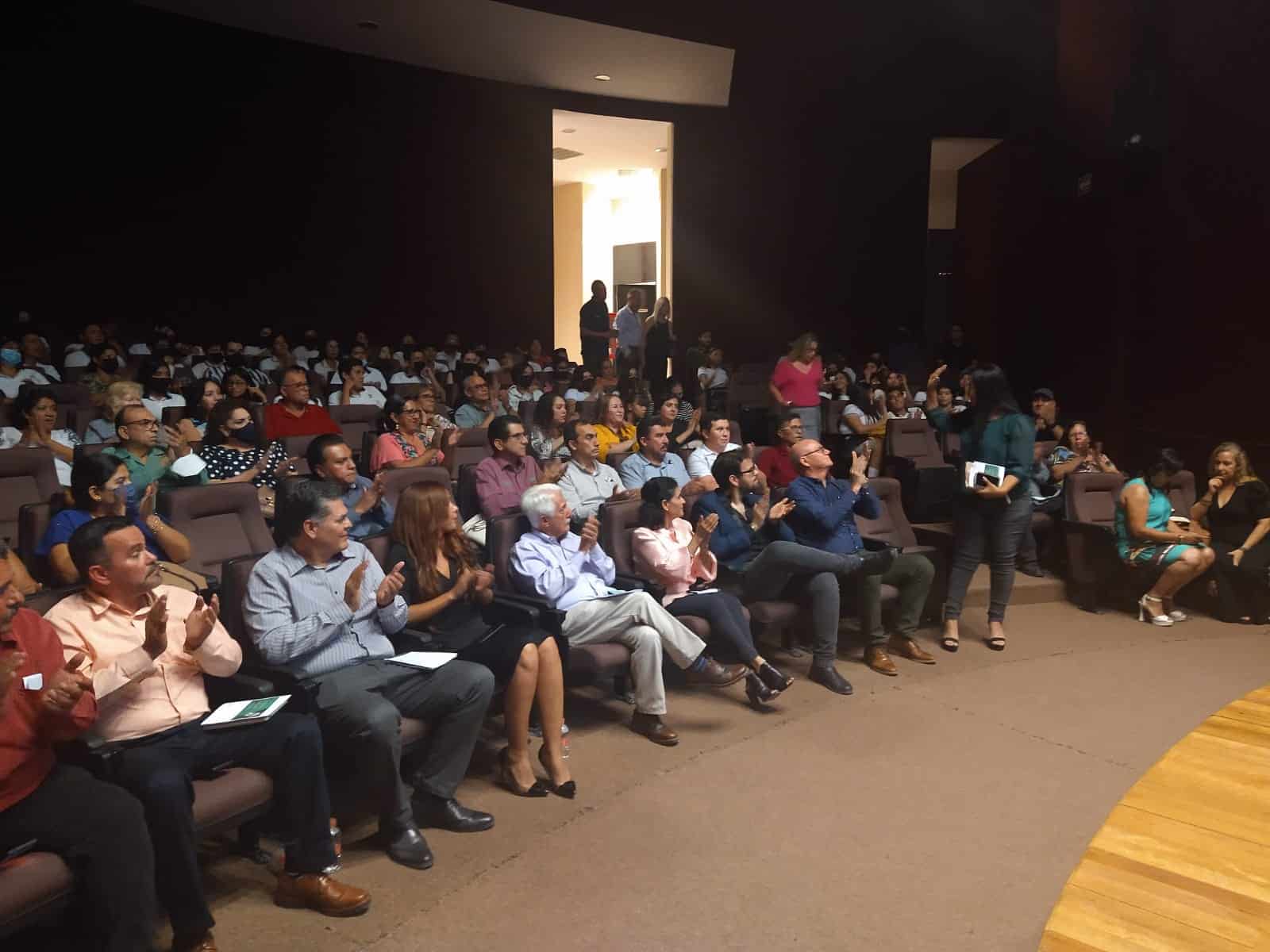 Todo un éxito concierto de Guitarra Clásica de Francisco Bibriesca en Los Mochis