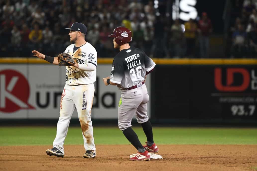 Tomateros viene de atrás y propina derrota a Guasave