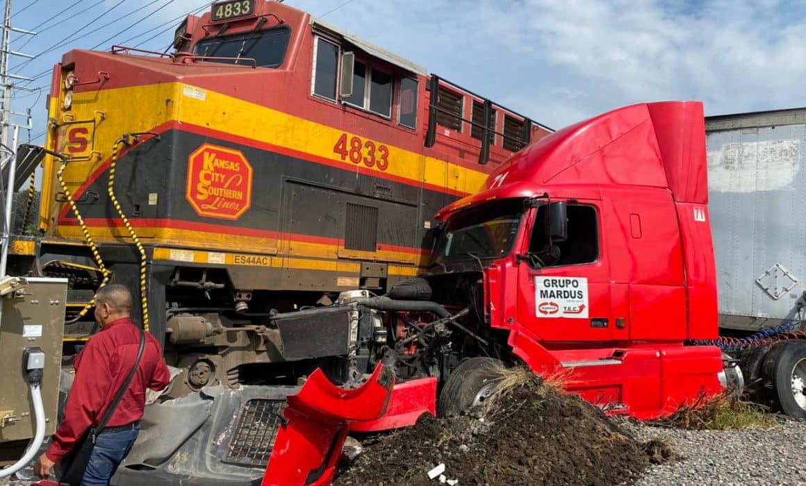 Trailer tren morelia