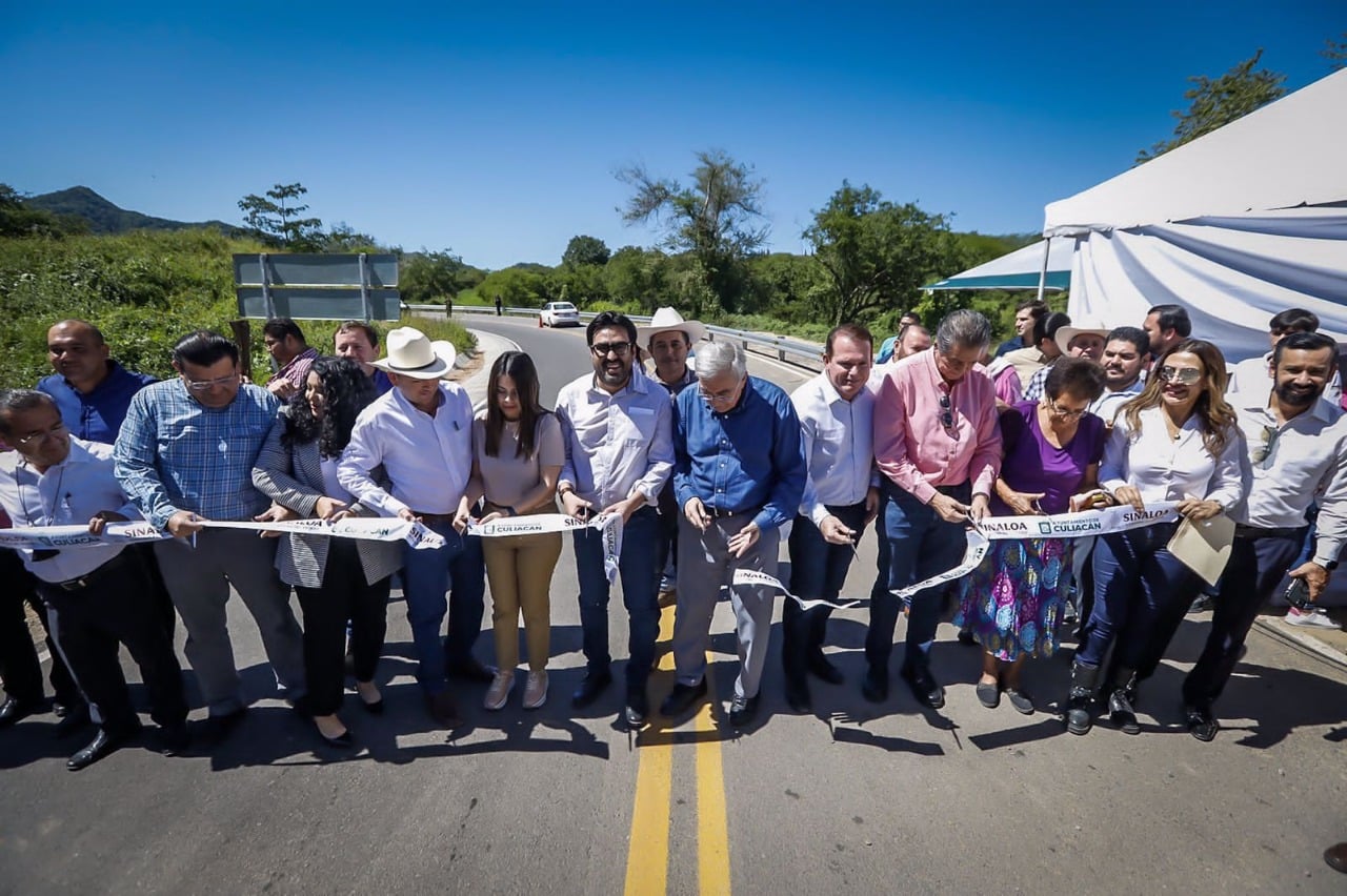 Rocha Moya inaugura la carretera Sanalona-La Higuerita