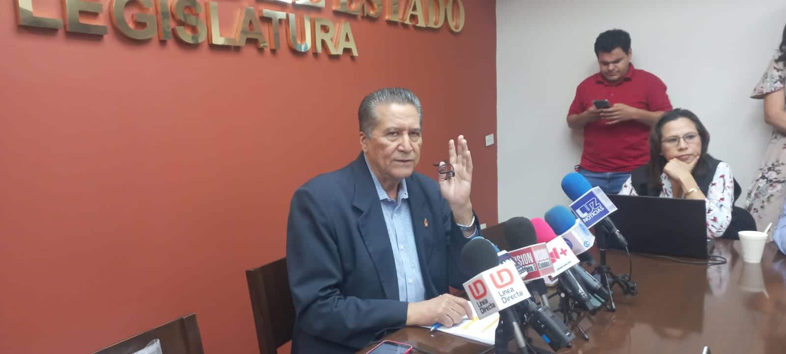 ASE denunciará ante la FGE a “El Químico” por presunto daño patrimonial por caso de luminarias