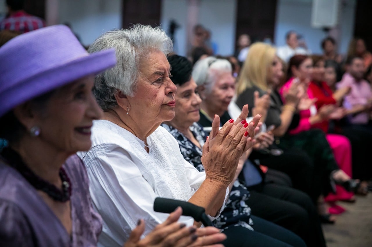 Mujeres galardonadas Semujeres