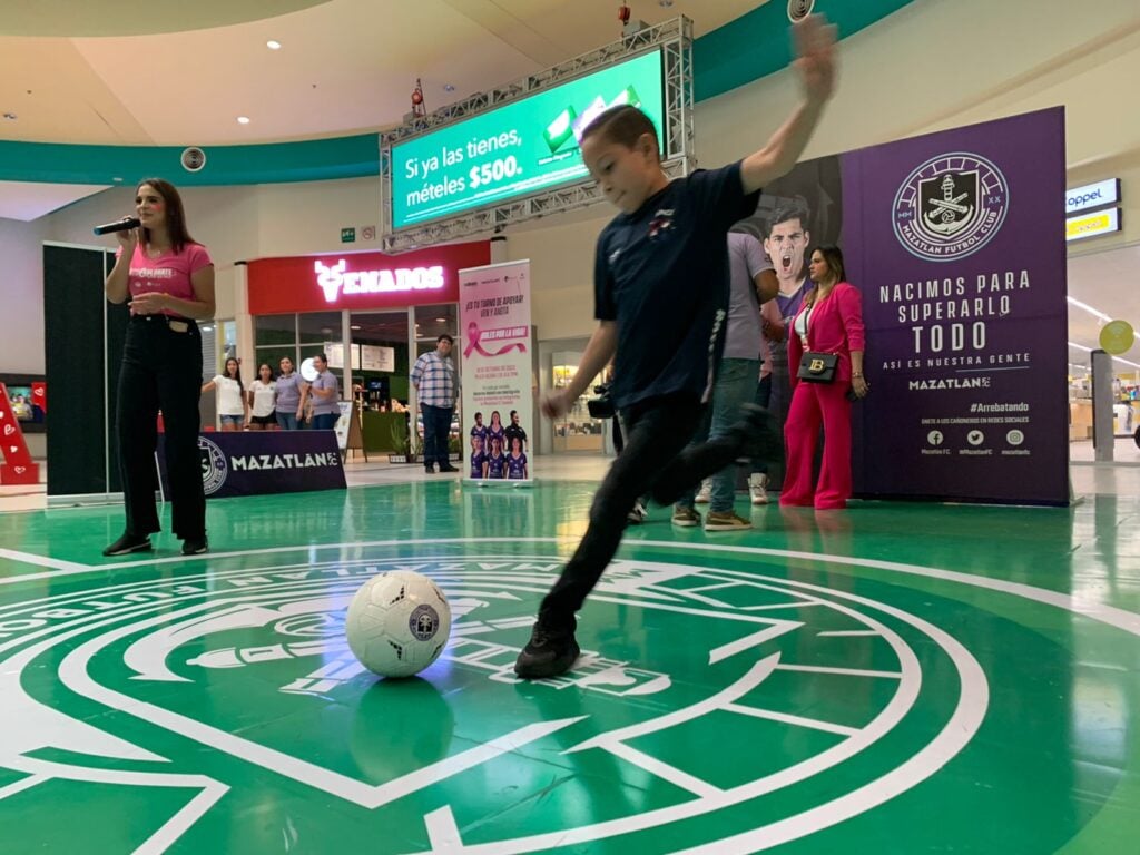 ¡Goles de esperanza! Mazatlán FC se suma a la causa por el cáncer de mama; son unos héroes