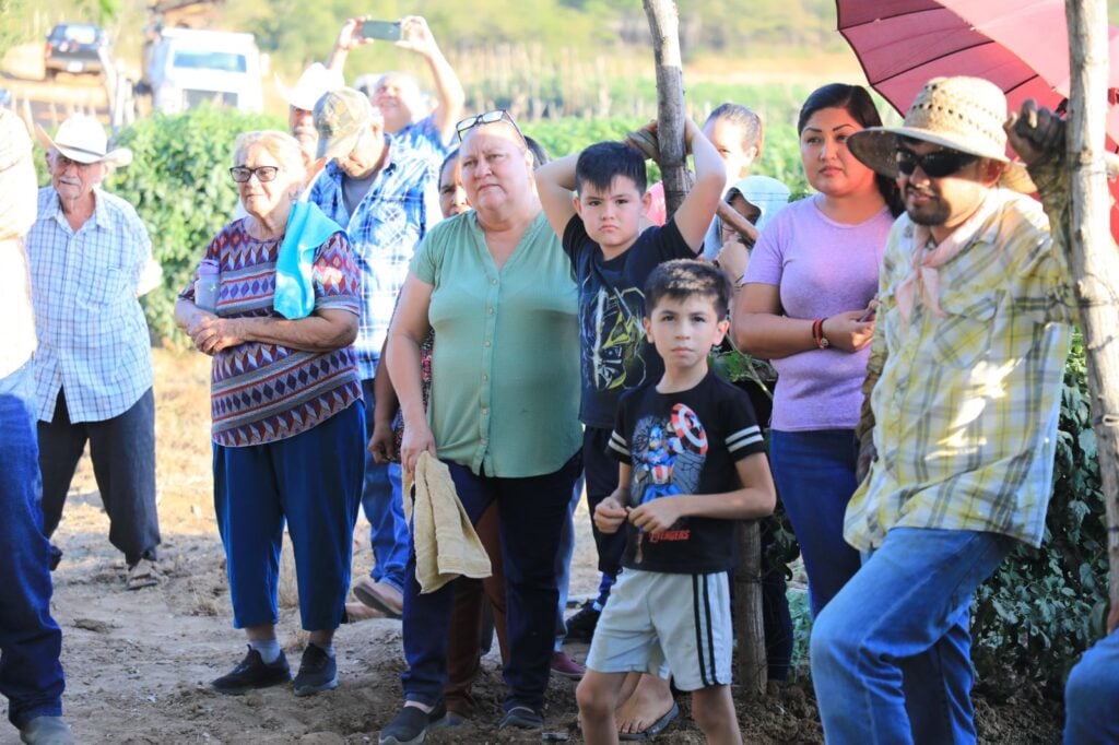 Inician construcción de pozo profundo en Palo de Asta, para resolver desabasto de agua