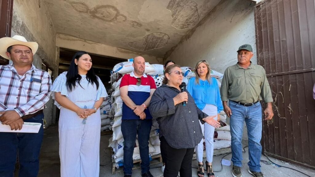 Ayuntamiento de El Fuerte entrega semilla a agricultores del Programa Emergente de Grano