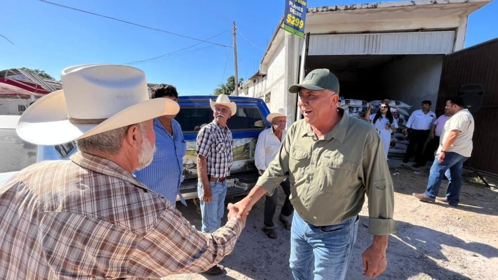 Ayuntamiento de El Fuerte entrega semilla a agricultores del Programa Emergente de Grano