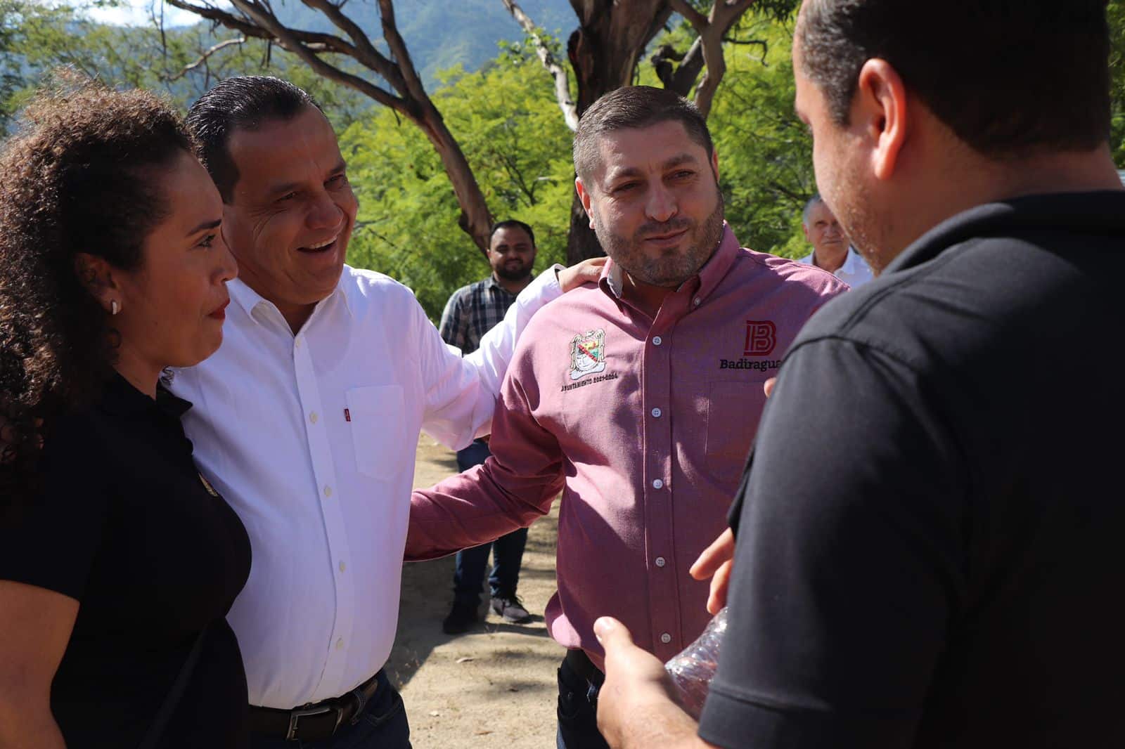 José Paz López Elenes Visita Escuelas De Tameapa Badiraguato Línea Directa 9683