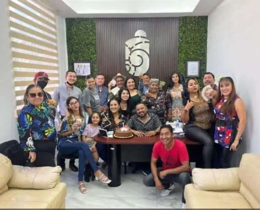 fiesta buchona en Ayuntamiento de Mazatlán