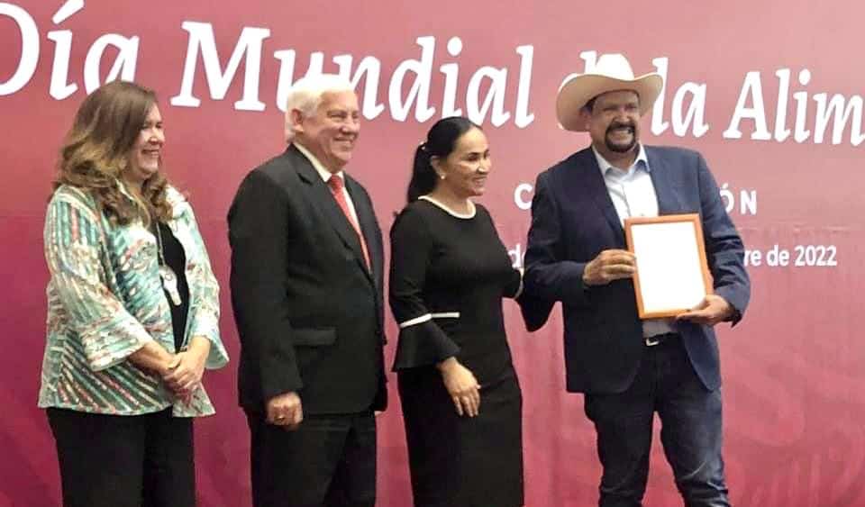 reconocimiento a Serapio Vargas