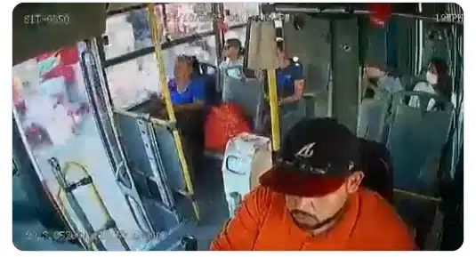 VIDEO: ¡Trágico! Chófer de transporte urbano se queda dormido y arrolla a un hombre en Hermosillo