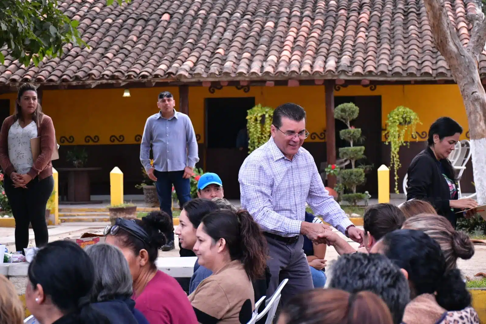 Alcalde de Mazatlán visita Puerta de Canoas 2