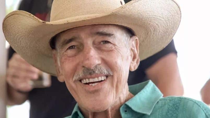 Andrés García reaparece