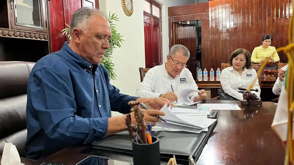 ! Ayuntamiento de El Fuerte y CEDH firman convenio 2