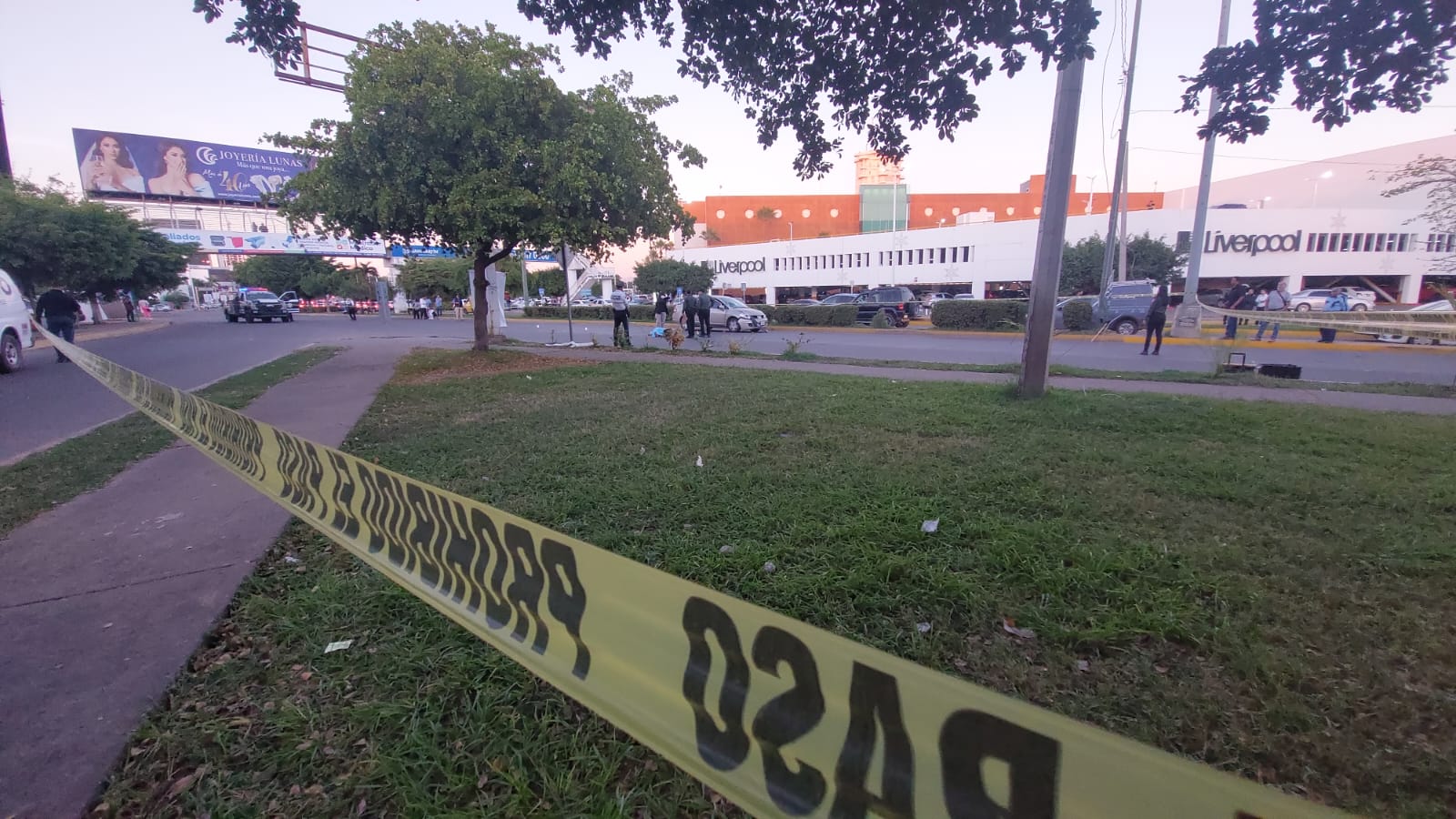 Cierre-de-la-calle-de-Culiacan