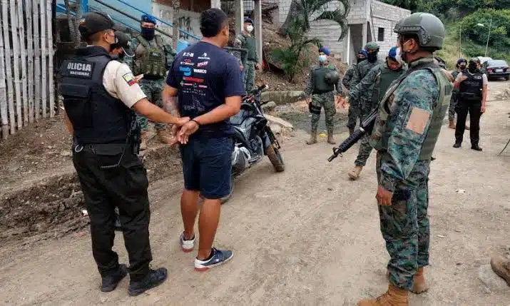 Continúan atentados contra policías a manos del narco en Ecuador