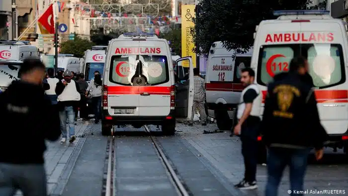 Detienen a presunto autor de explosión en Estambul, donde murieron al menos seis personas