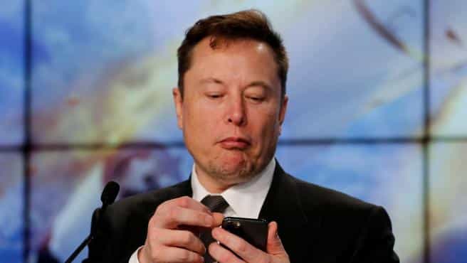 Elon Musk despide a ingeniero