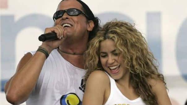 En favor de Shakira, ante su ruptura amorosa, Carlos Vives modifica letra de La Bicicleta