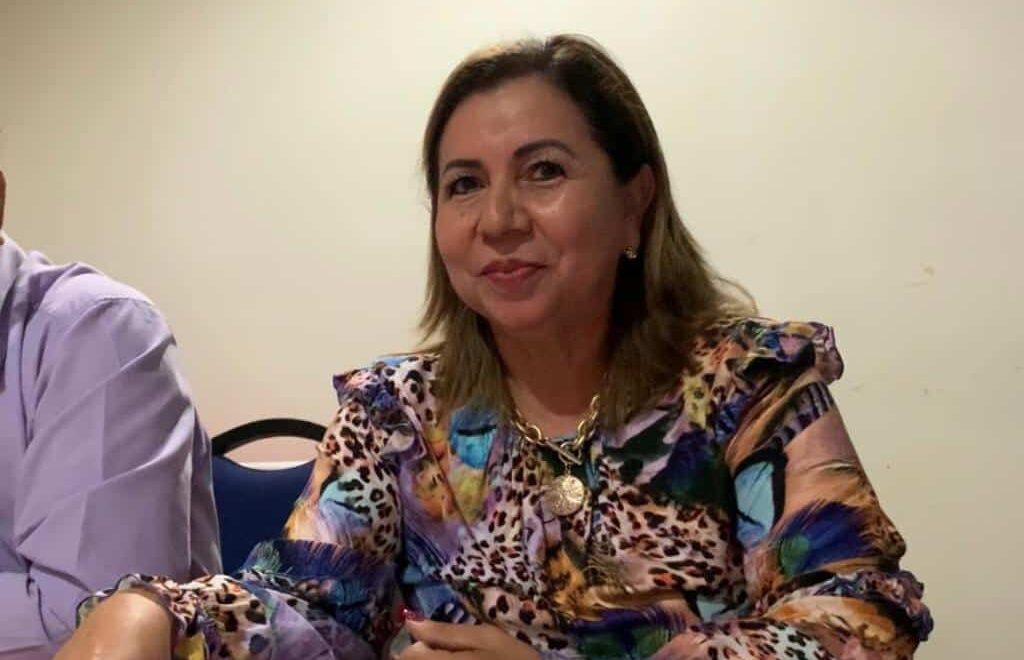 Esthela Núñez Castro
