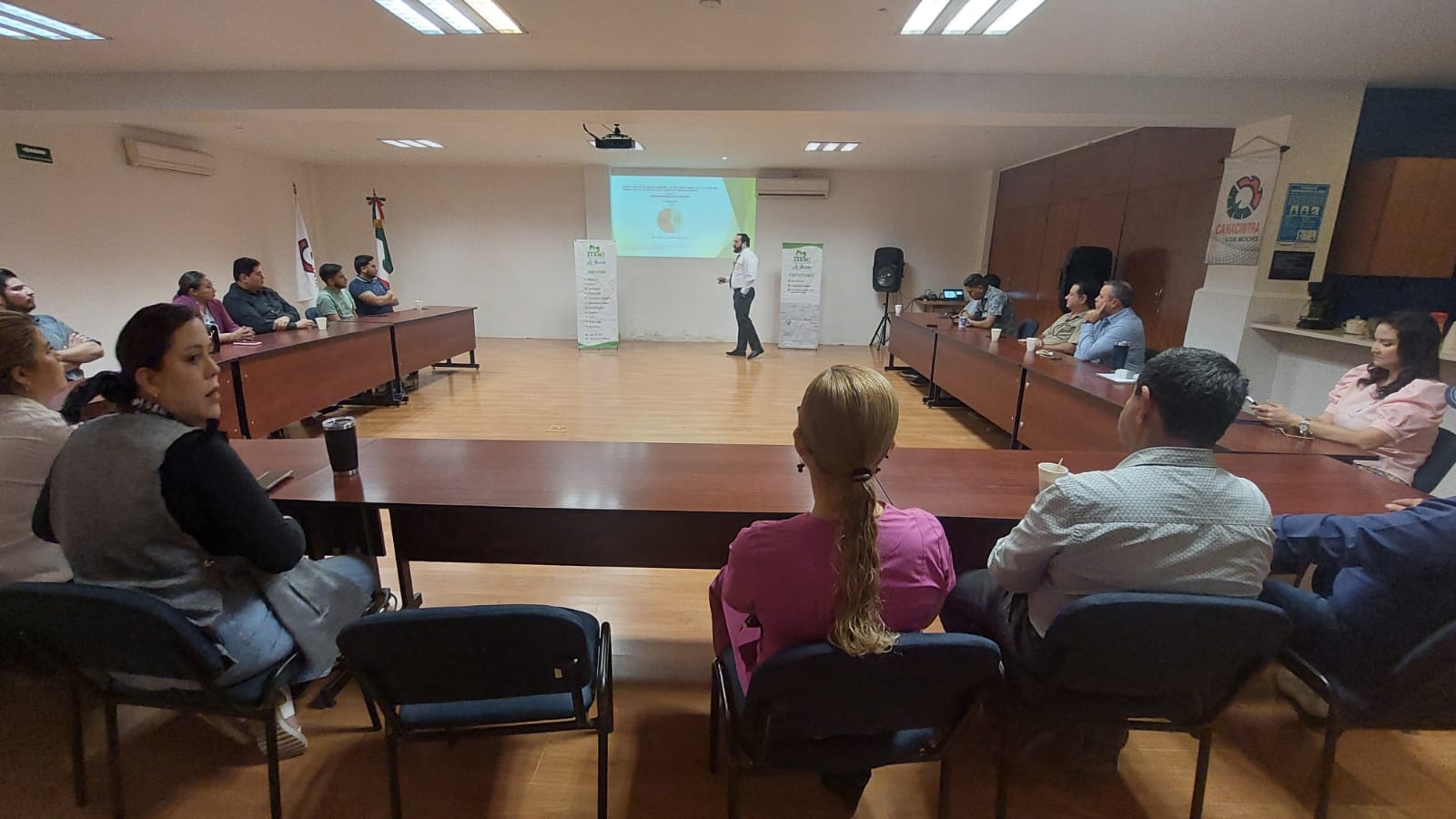 José Luis Pérez Quintero, médico especialista en urgencias médicas de Hospital MAC 2