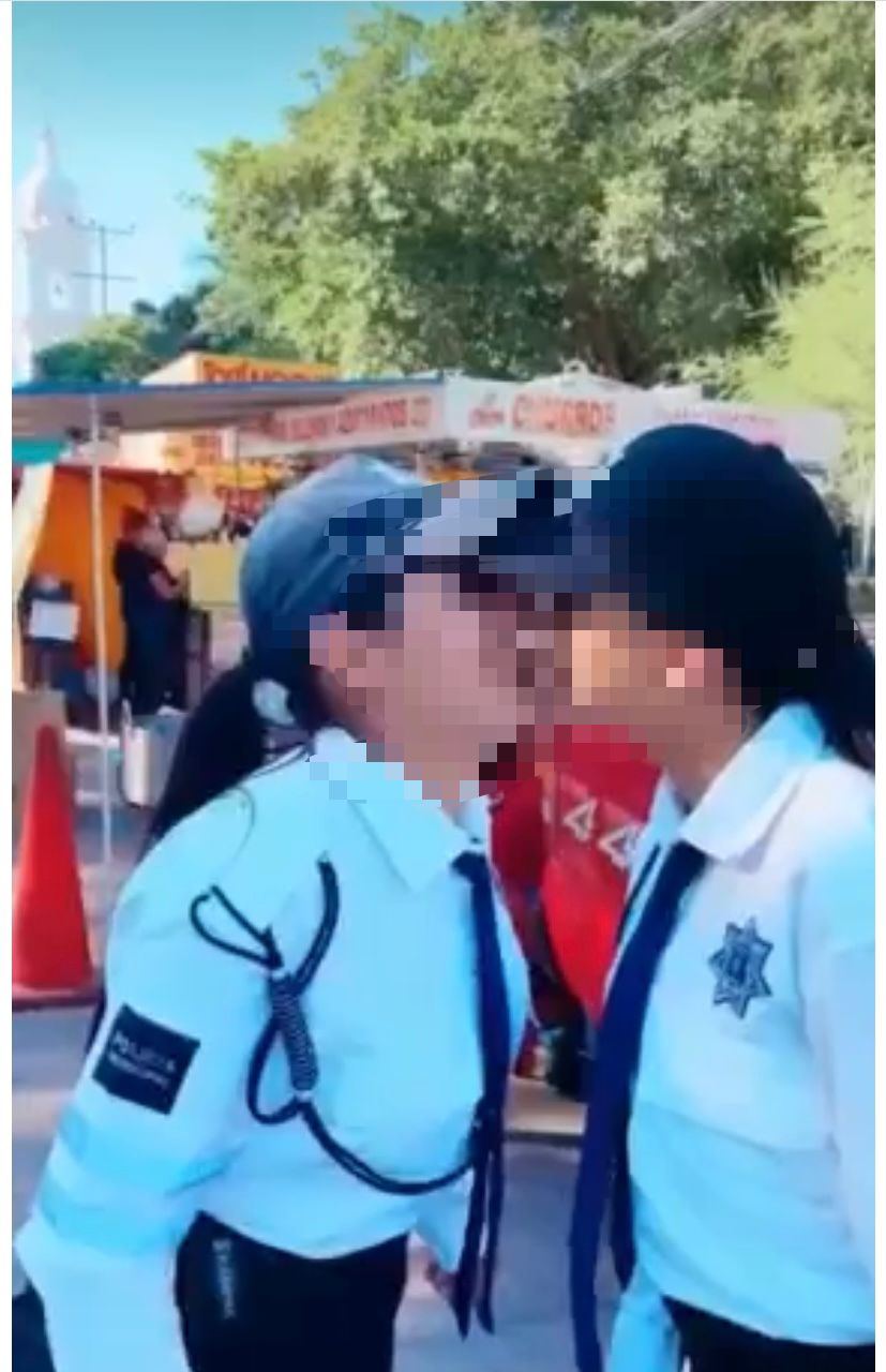 Las auxiliares viales se encuentran laborando de manera normal