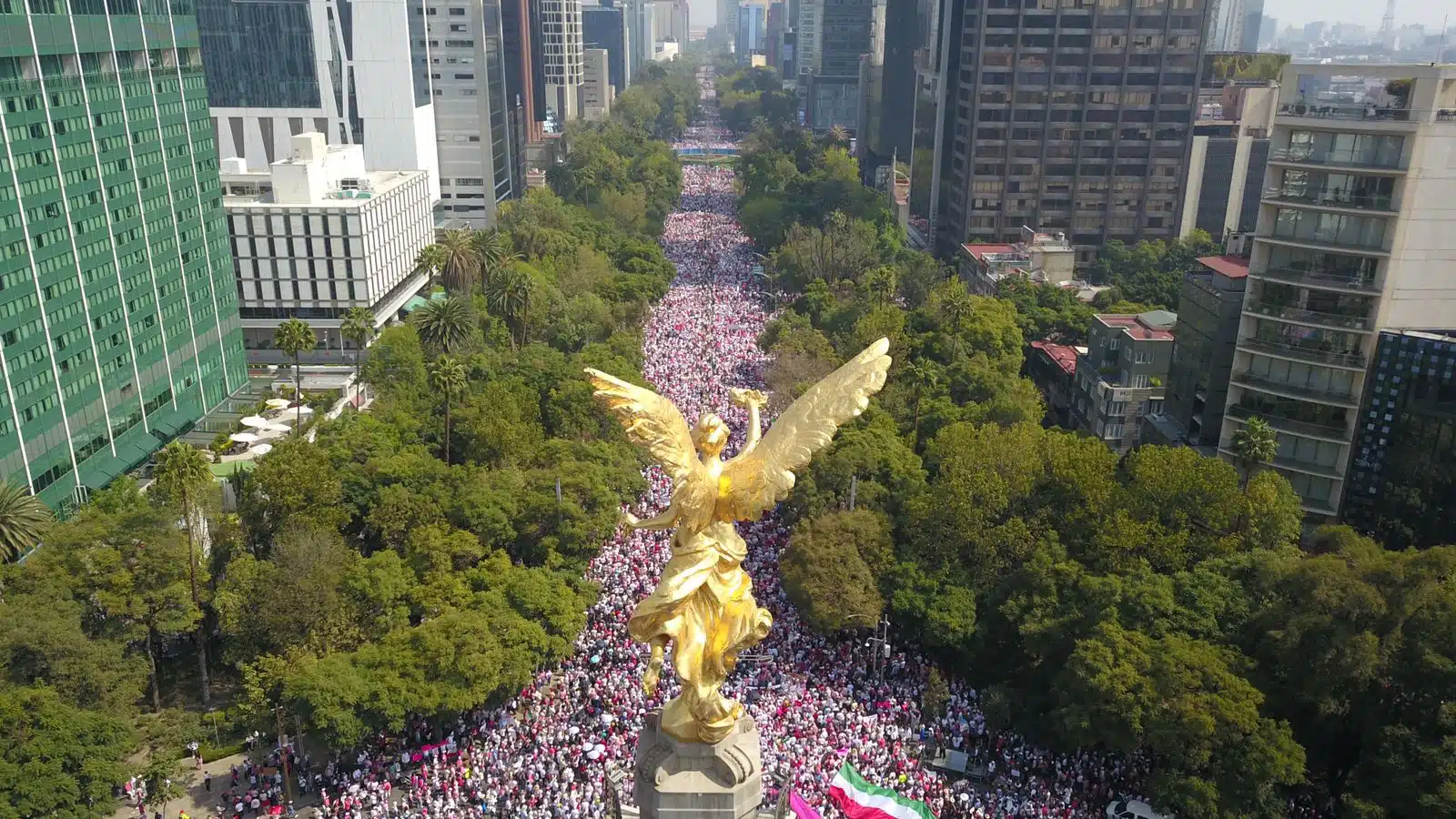 Minimiza Martí Batres participación de mexicanos a favor del INE