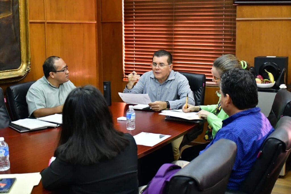 Muestra Municipio apertura a propuesta contra la corrupción de Observatorio Ciudadano en Mazatlán