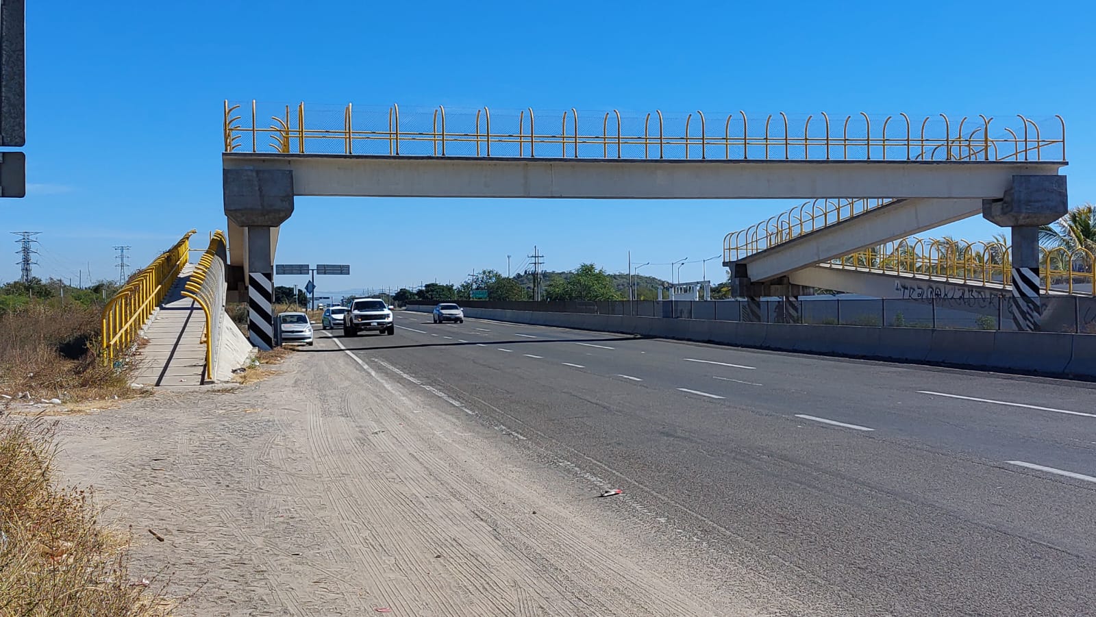 PUENTE