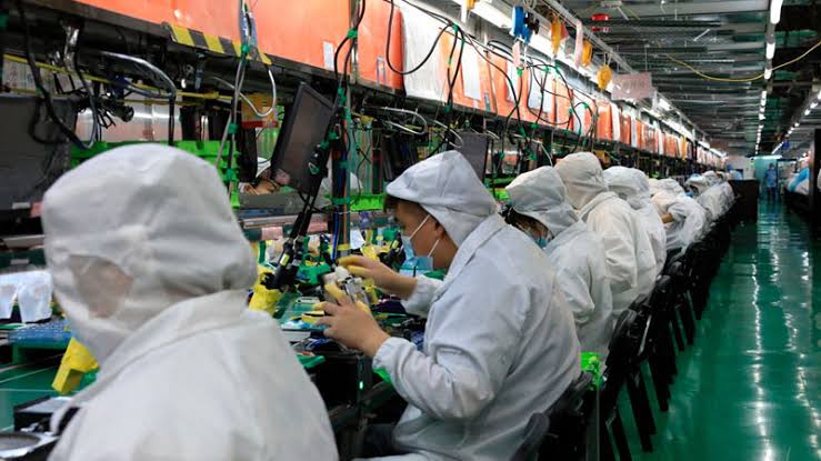 Produccion de iPhone se verán afectada por restricciones del COVID en China