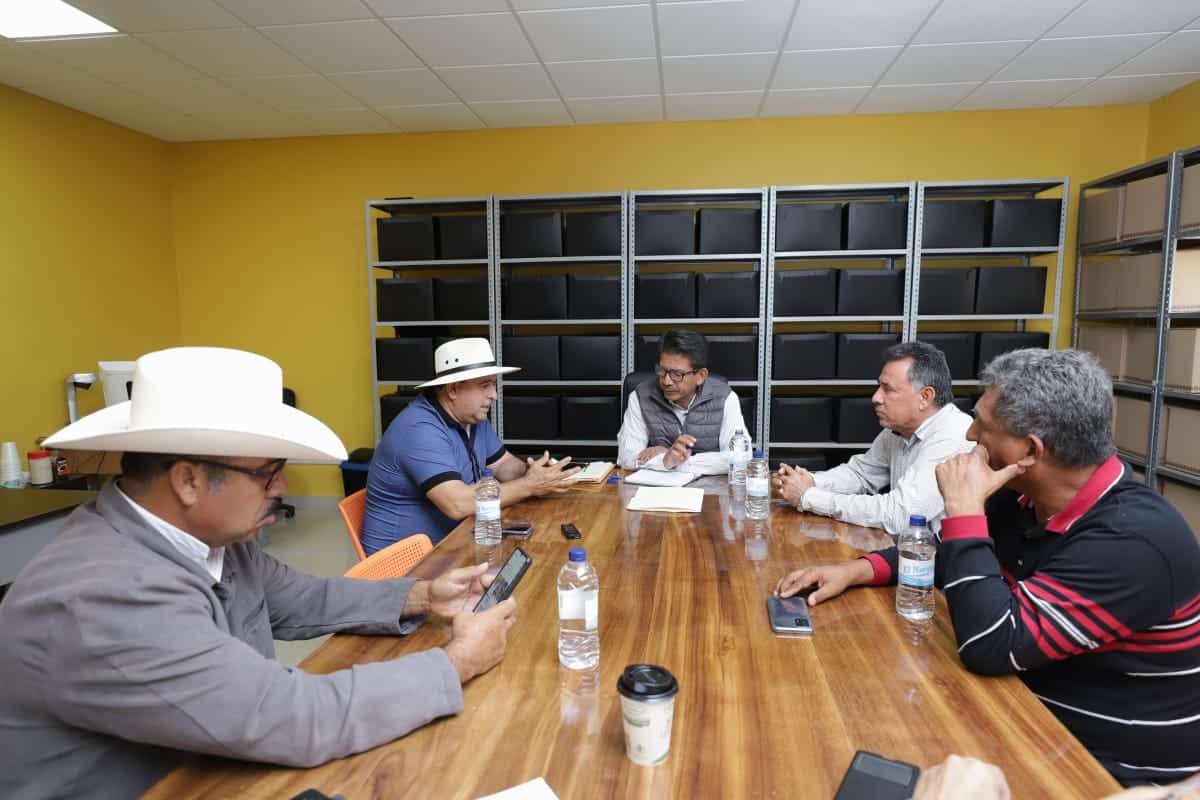 Reunión con pescadores