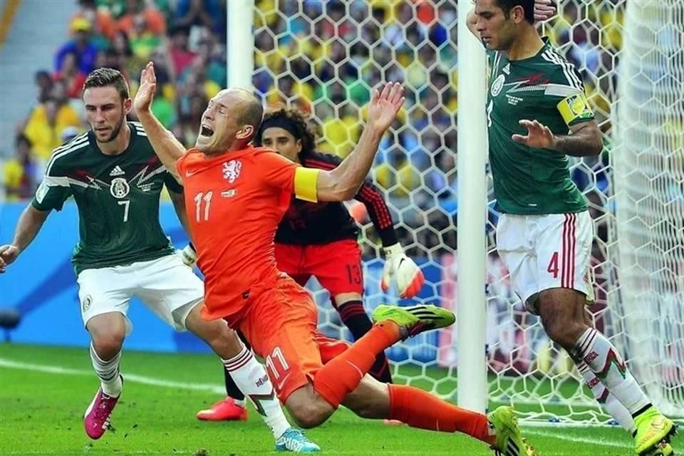 Sneijder-admite-no-era-penal