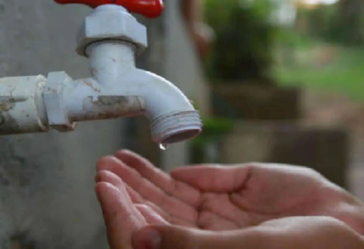 Suspensión de agua