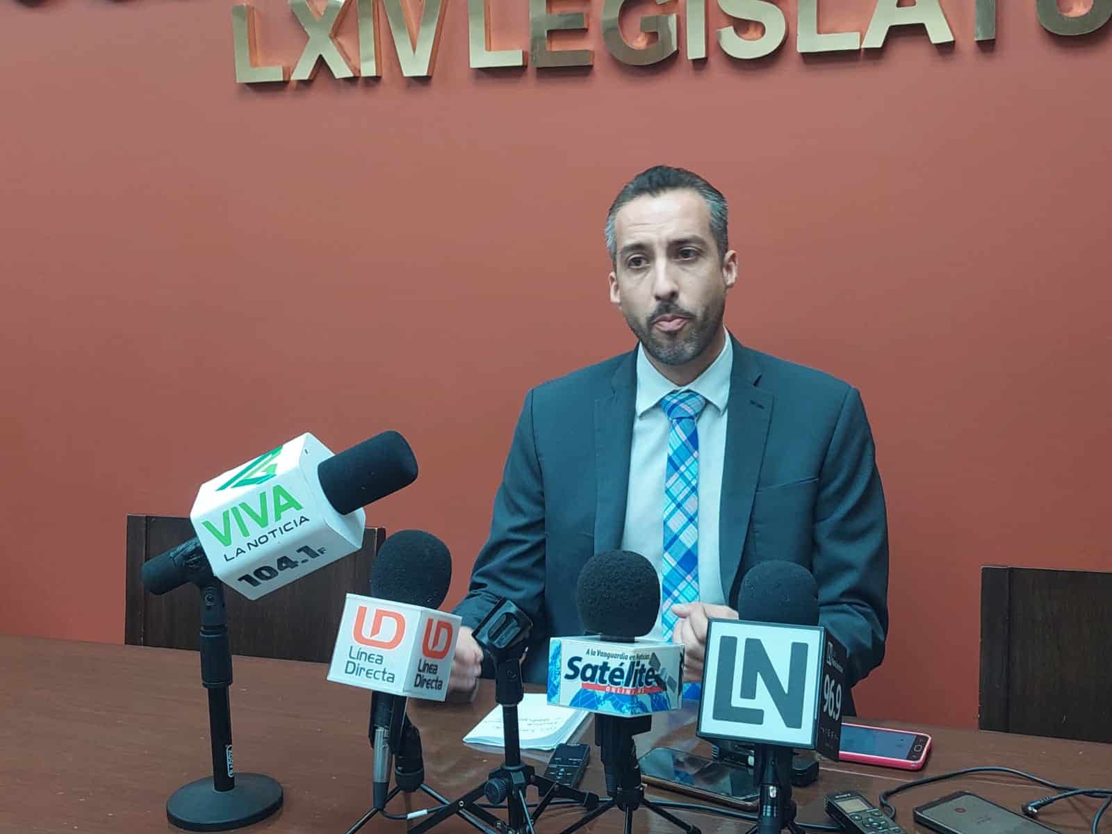 diputado local por el Partido Sinaloense, Gene René Bojórquez Ruiz