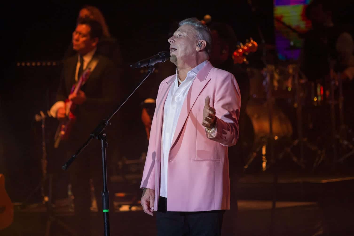 “Ustedes son una ciudad muy cariñosa”: Ricardo Montaner en concierto en Culiacán Foto Jesús Verdugo