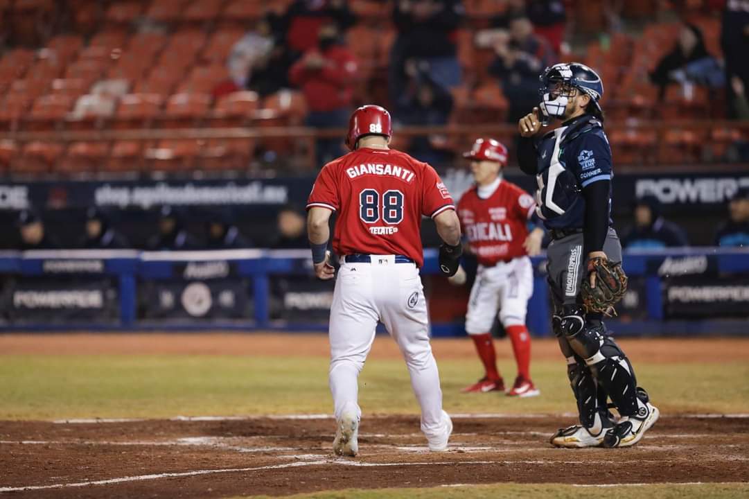 ¡Pegan primero! Águilas 'enfría' racha positiva de Algodoneros