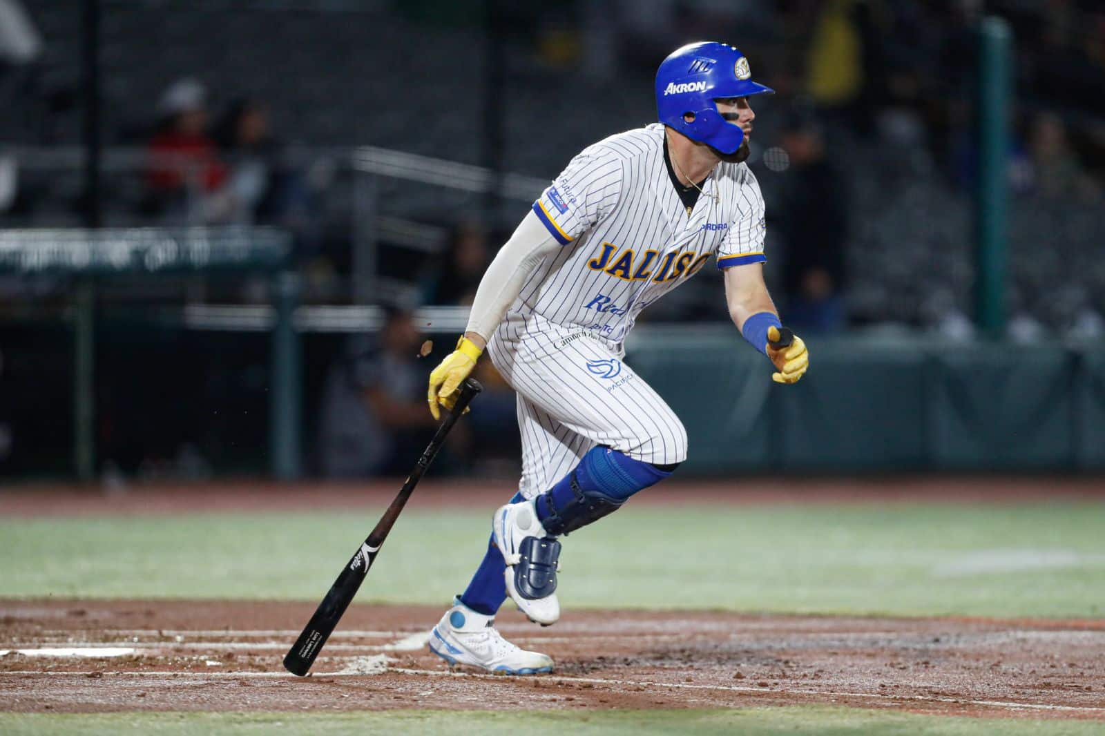 ¡Se la vuelve a aplicar! Sultanes respira hondo y vuelve a ganar con voltereta