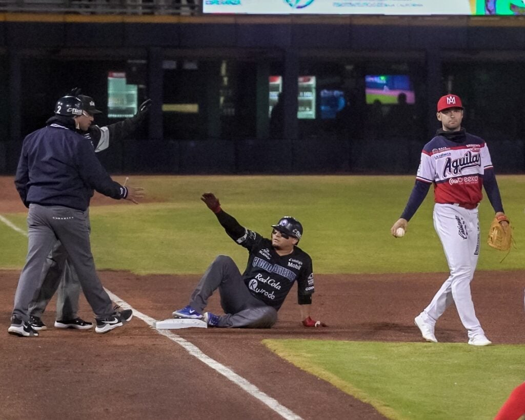 ¡Emparejan! "La vieja" Hernández le aplica la 'ley del ex' a Mexicali, y le da el triunfo a Guasave