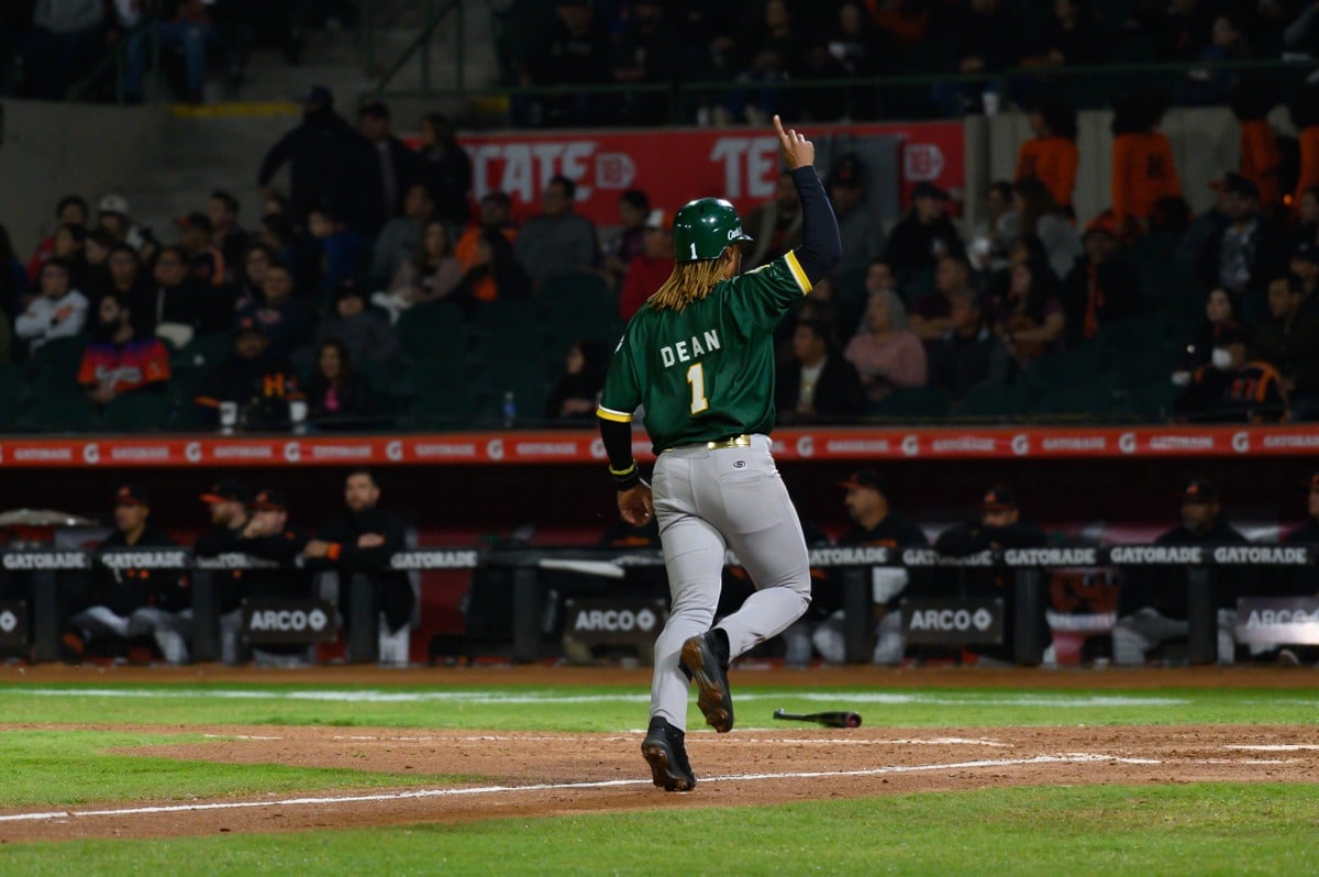 ¡Implantan récord! Juego de alto carreraje entre Cañeros y Naranjeros en Hermosillo