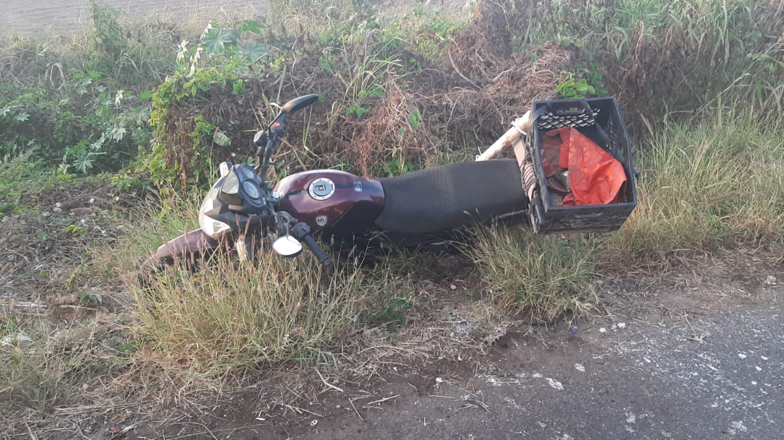 ¡Por alcance! Embiste una adulta mayor a motociclista en Guasave