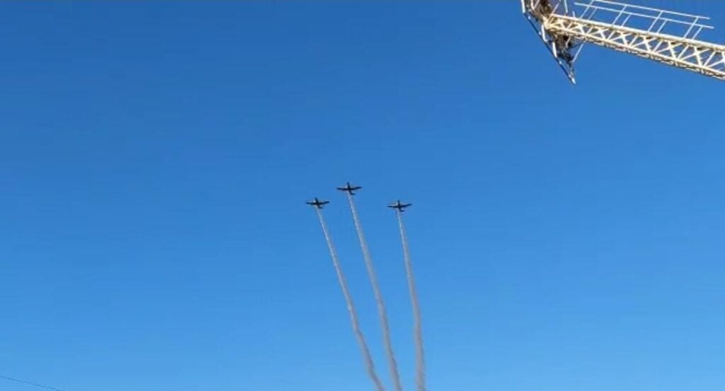 ¡Espectacular! Fuerza Aérea Mexicana corona serie militar de Algodoneros