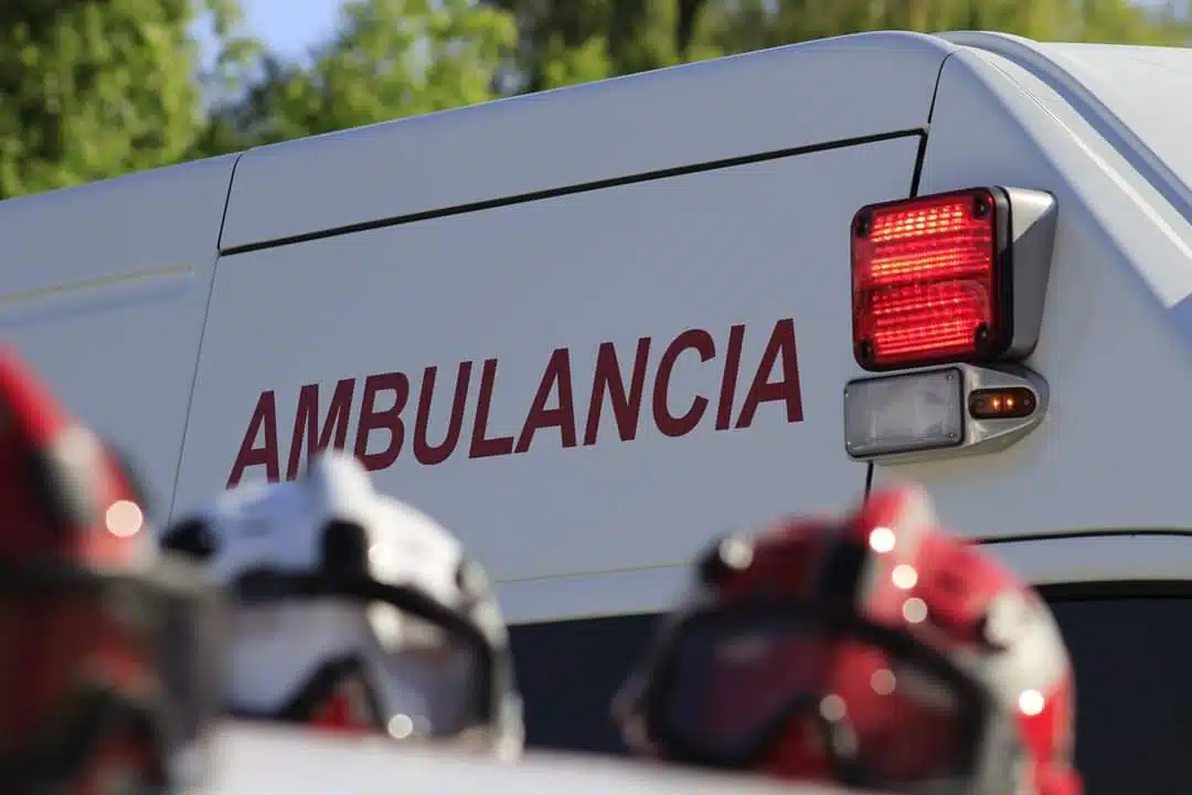 Motociclista resultó con fracturas tras ser atropellado en la México 15