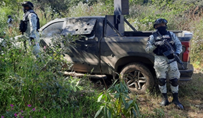 Camioneta blindada Guardia Nacional