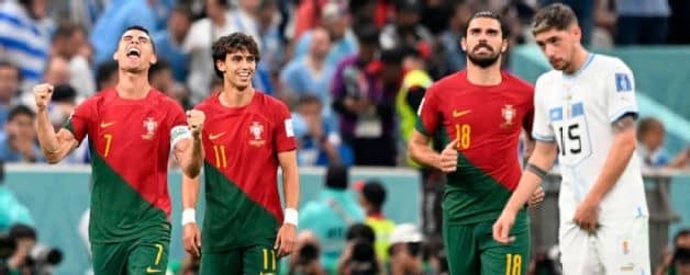 protesta en cancha-CR7 y compañía hunden a Uruguay en Qatar