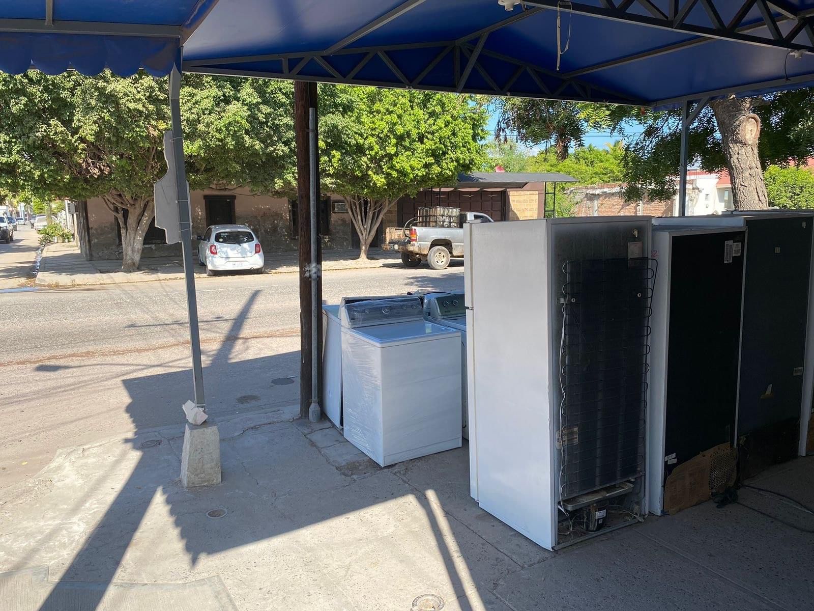 sanción a comercios por invasión de banquetas