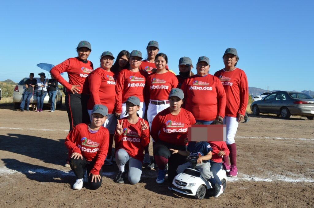 ¡En Ahome! Playball en el 1er. Torneo de Softbol GPO Planta de Fertilizantes