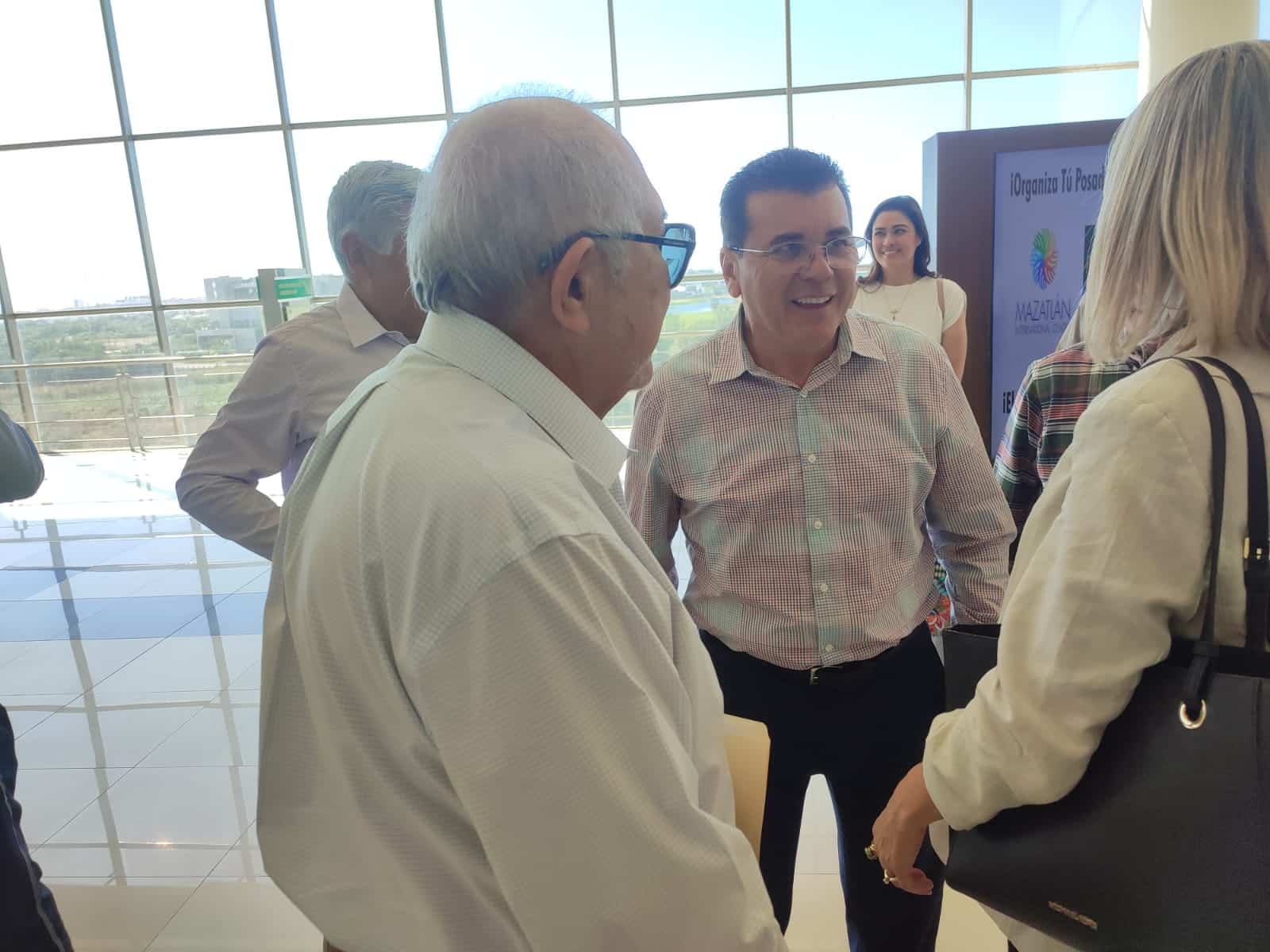 ¿Qué temas tocaron Se reencuentran “El Químico” Benítez y Édgar González Zataráin (2)