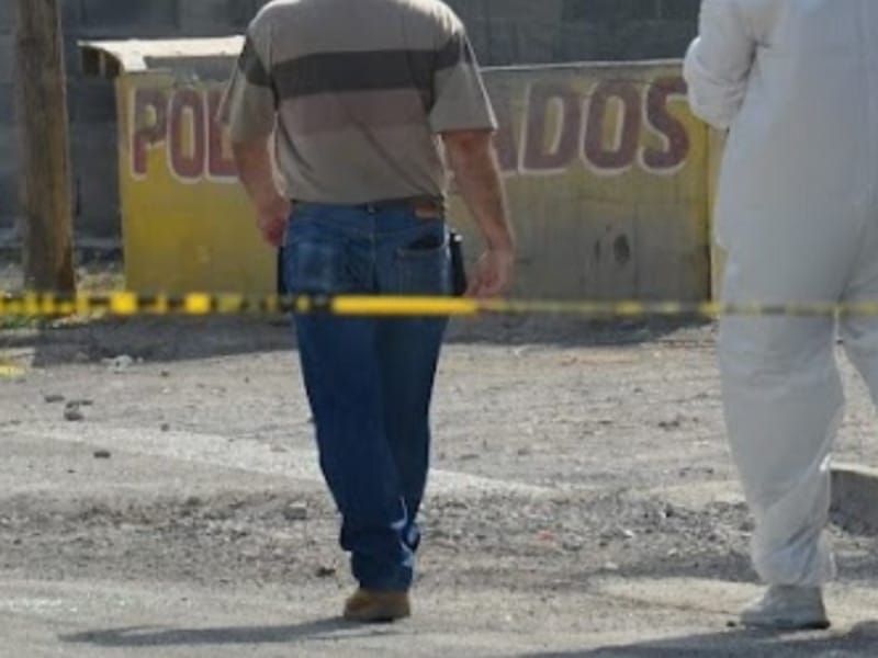 A golpes asesinan a mujer en Nuevo León; un menor de edad es el sospechoso