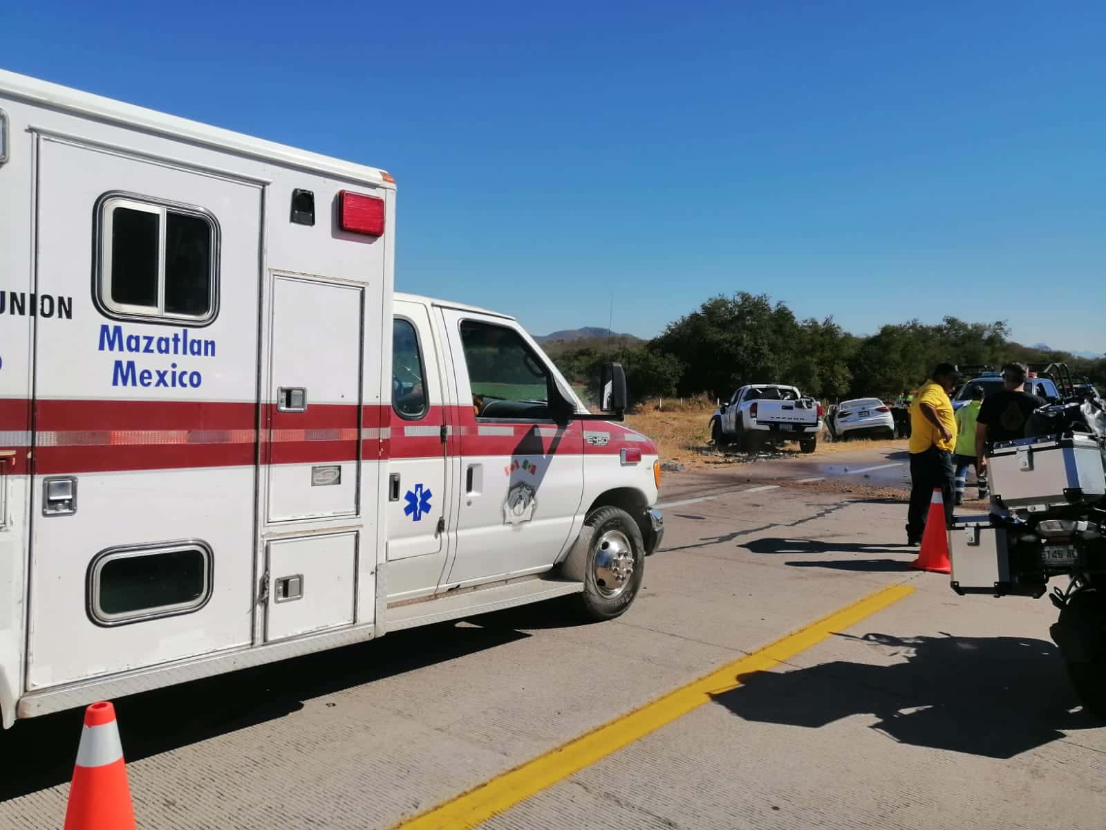 Accidente en la autopista Mazatlán-Rosario