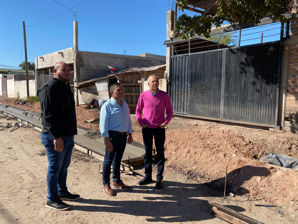 Avanza la pavimentación de calles en Los Mochis (2)